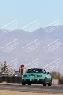 media/Feb-17-2024-Nasa AZ (Sat) [[ca3372609e]]/4-Race Group A/Session 2 Qualify (Turn 16)/
